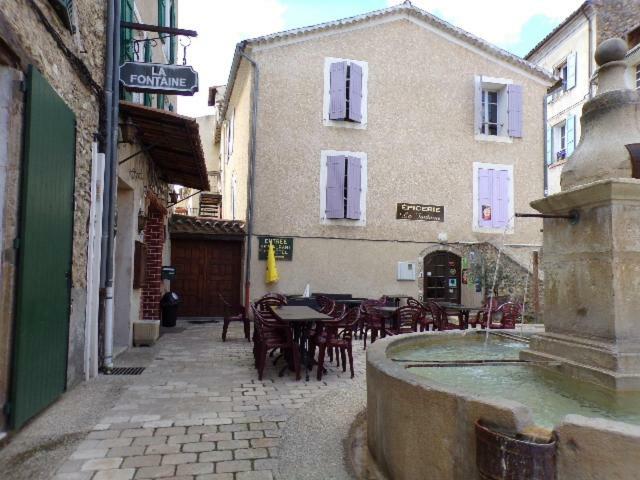 Bougress 2 Apartamento Saint-Martin-de-Brômes Exterior foto